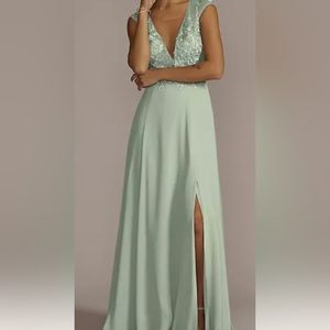 NWT David’s Bridal bridesmaid dress size 10